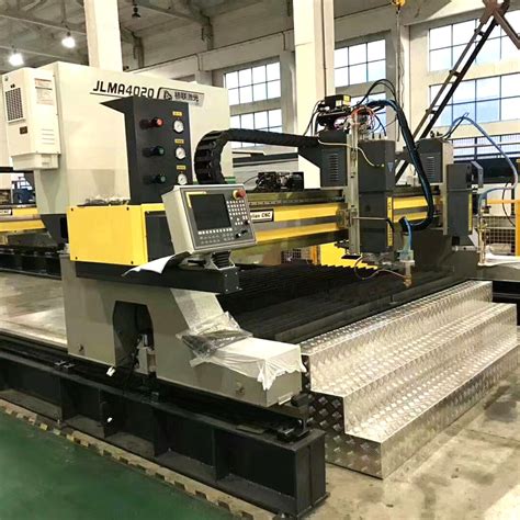 Heavy duty gantry type cnc plasma cutting machine